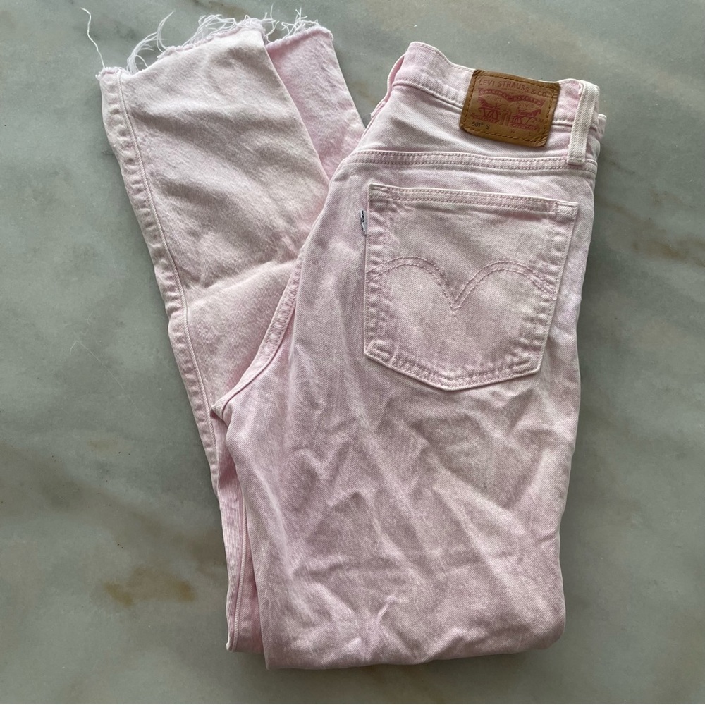 Levi’s Women's Light Pink Straight Leg Jeans size 25